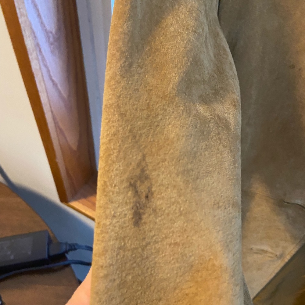 Gorgeous Vintage Le Chateau suede jacket - Picture 8 of 8